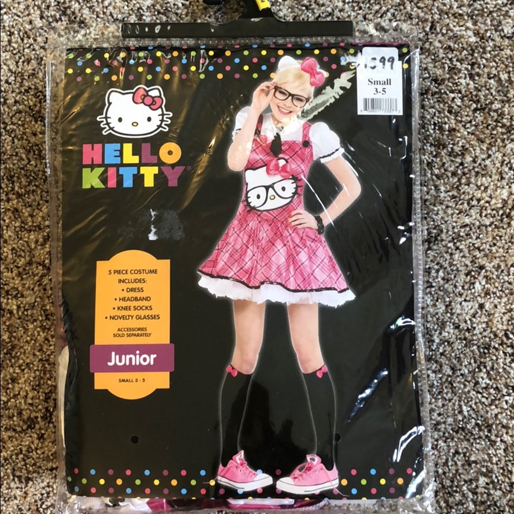 Brand new in packaging Halloween 👻 costume!